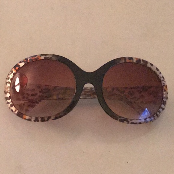 Leopard Shades - Picture 4 of 4